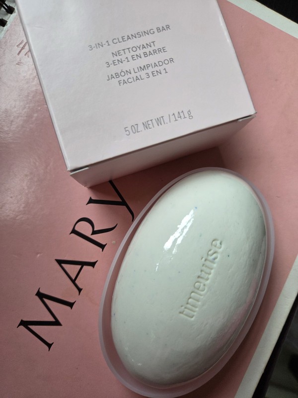 Mary Kay Timewise 3-In-1 Cleansing Bar W/ Dish BNIB Discontinued 5 Oz. Full Size