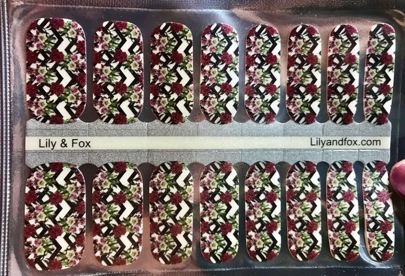 Lily And Fox Nail Polish Strips 16ct. Rows And Rose 👀 Description Below
