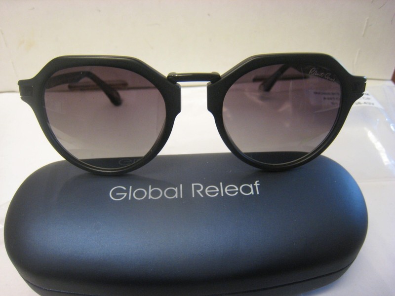 Robert Graham SUNGLASSES Frame ANTON in BLACK 51-20-138-43v w/Generic case