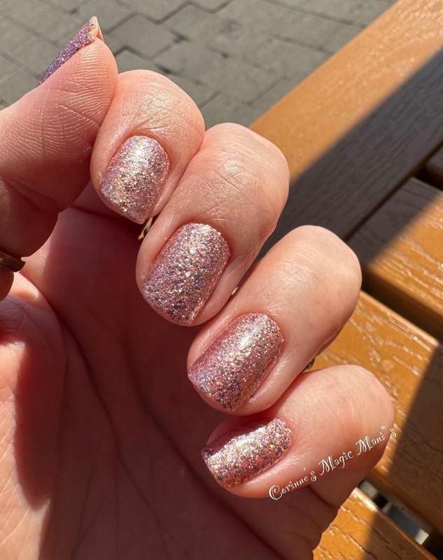Color Street Nail Polish Strips SOCIAL BUTTERFLY Rose Gold GLITTER (FMG269)