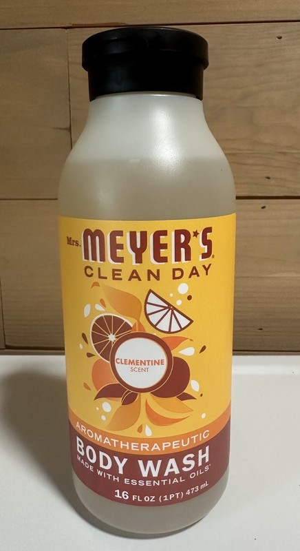Mrs Meyers Body Wash Clementine Scent 16 oz Moisturizing Clean Day New
