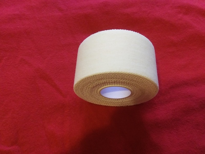 WHITE ATHLETIC TAPE 36 ROLLS 1.5″x15yds. ** SPECIAL OF THE WEEK ***