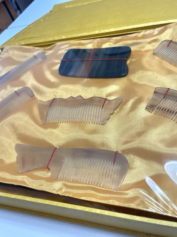 NEW Vtg Traditional Chinese Health Massage Grooming Set 1980s Buffalo Horn Combs gallery