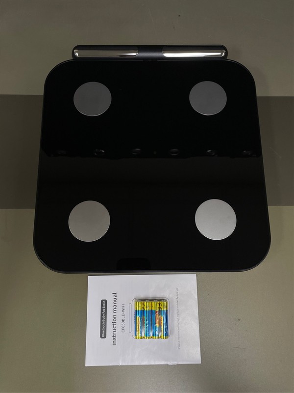 Hume Health - The Body Pod - Home Body Analyzer and Free Bluetooth App - 45+ Key gallery