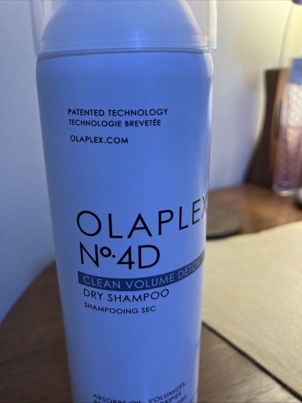 Olaplex No. 4D Clean Volume Detox Dry Shampoo *NEW* gallery