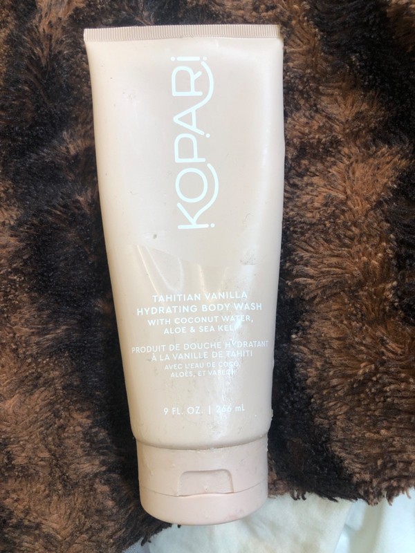 Kopari Tahitian Vanilla Hydrating Body Wash 9fl.oz./266ml Full Size
