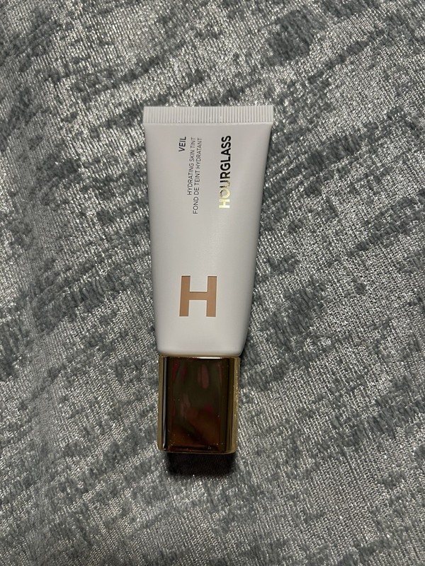 Hourglass Veil Hydrating Skin Tint – #8 – Full Size 1.1 oz / 35 ml – NEW NWB