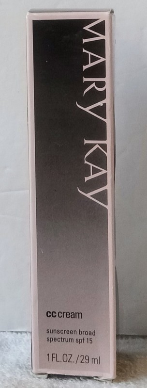 Mary Kay CC Cream Sunscreen Broad Spectrum SPF 15 Skin Protection Cream 1 oz