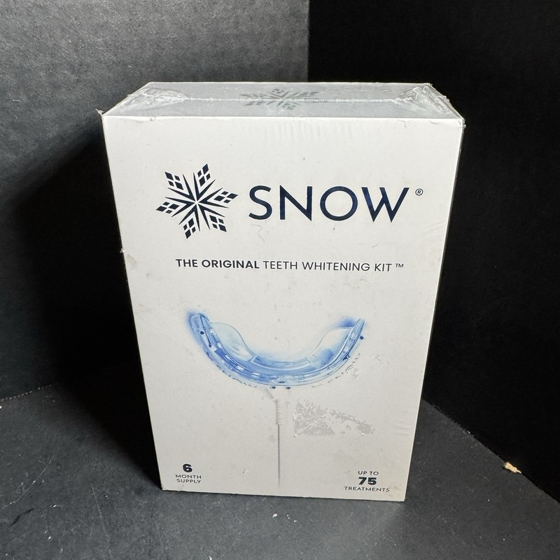 Snow Diamond Series Teeth Whitening Kit with LED Mouthpiece Sealed [Item 0343]
