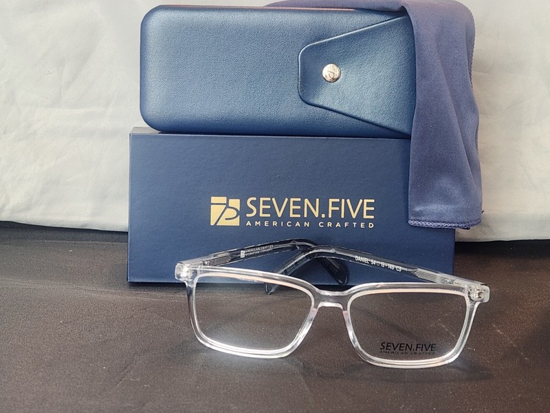 New Men’s Seven.Five Eyeglass Frame Daniel Clear Plastic 53-16-145 Made in USA