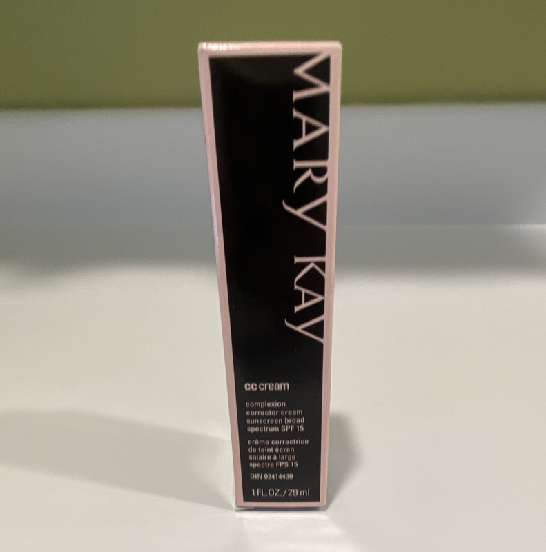 Mary Kay CC Cream Medium to Deep 1 fl oz Exp 6/26