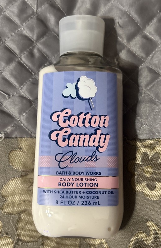 ONE Bath & and Body Works COTTON CANDY CLOUDS Body Lotion 8 Oz NEW!