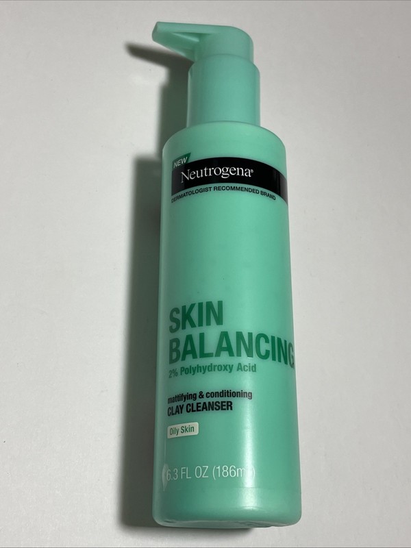 (NEW) Neutrogena Skin Balancing Clay Cleanser for Oily Skin 186mL