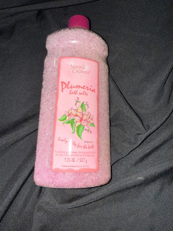 Nature’s Creations Plumeria Bath Salts 1.25 lbs. 567 Grams Old Stock Never Used