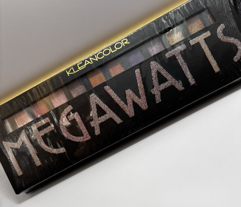 Kleancolor Megawatts EyeShadow Glitter Collage Palette gallery