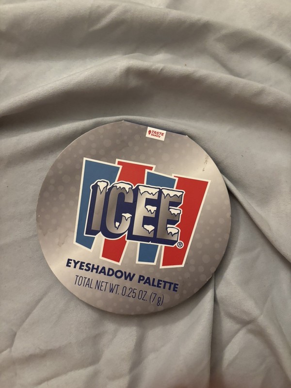 ICEE Eyeshadow Palette by Taste Beauty – 9 Shades plus Mirror 0.25oz NEW