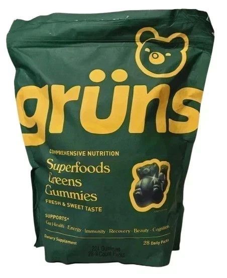 Gruns Adults Super Greens Gummies, Multivitamin Superfood Gummy Bears 28 Packs