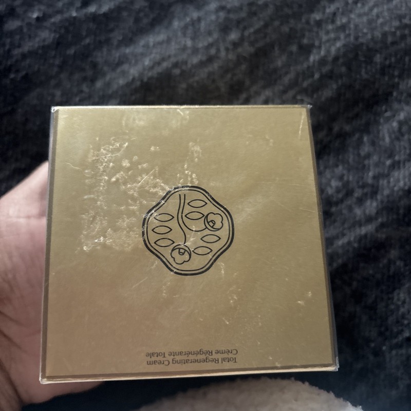 Shiseido Ginza Tokyo Future Solution LX Total Regenerating Cream 50ml/1.7oz. NEW gallery