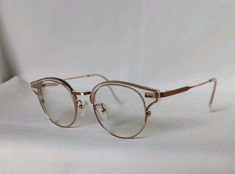 Gentry G1061 Eyeglass Frames Gold Women’s 48□20-147 Frames Only