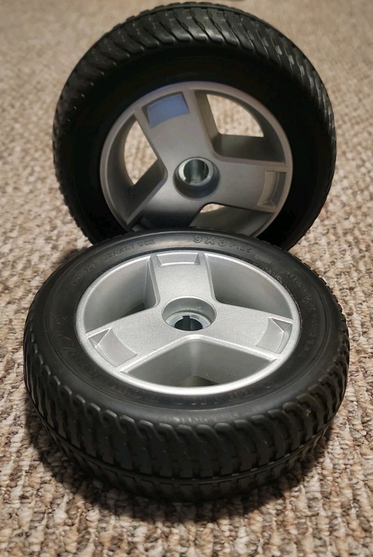 Rear Drive Wheels Set Tires 9 x 3 P 125 PRIDE GOGO SCOOTER Mobility 2RT-1