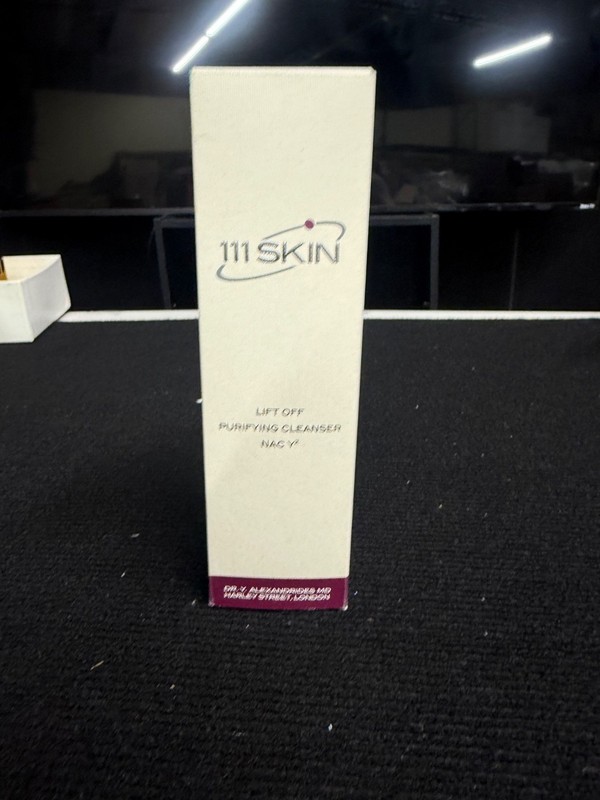 111 Skin Lift Off purifying Cleanser NIB