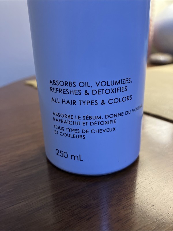 Olaplex No. 4D Clean Volume Detox Dry Shampoo *NEW* gallery