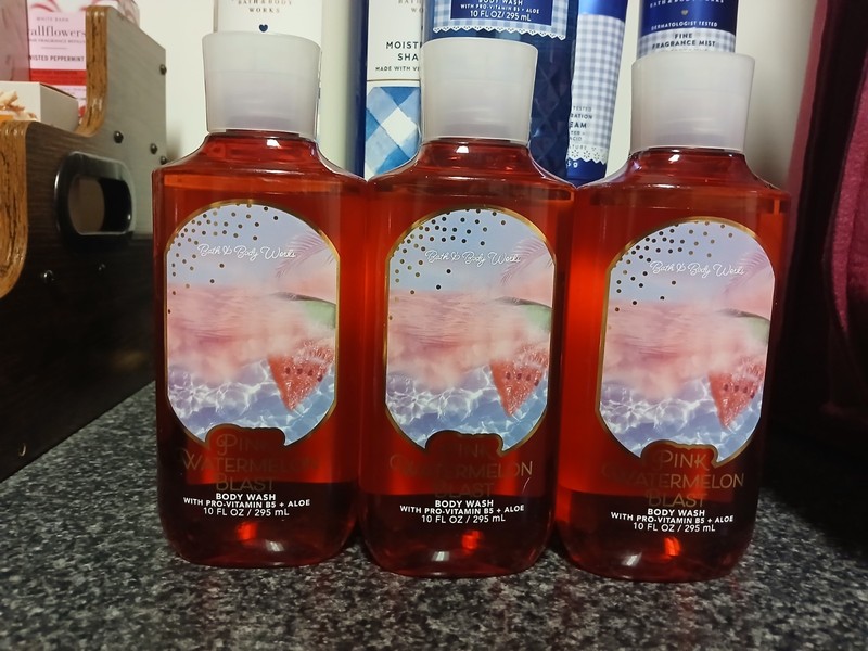 BATH & BODY WORKS PINK WATERMELON BLAST BODY WASH 10 FL OZ