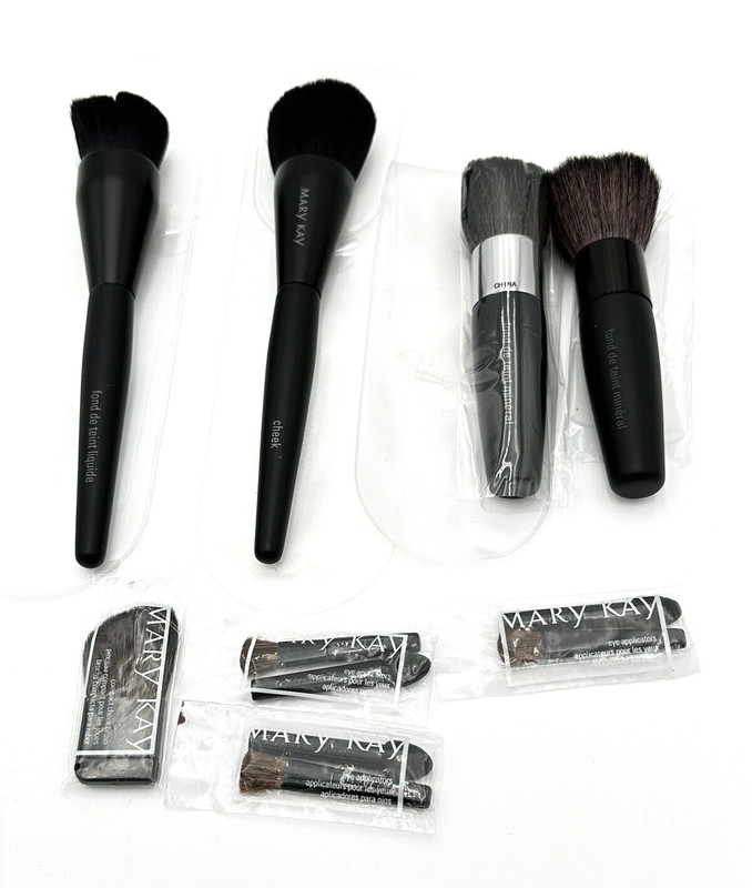 Mary Kay Makeup Brushes Lot Unused Different Sizes Foundation Cheek Mineral