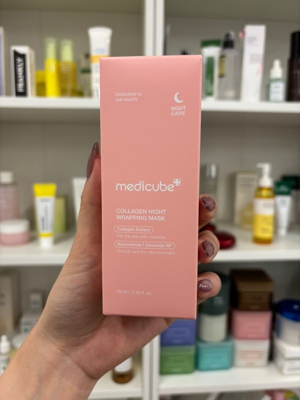 medicube Collagen Overnight Wrapping Peel Off Facial Mask Pack – Elasticity & Hy