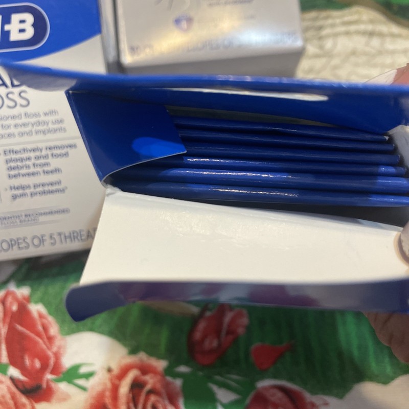 4~Oral-B Threader Floss 30 Count Each 120 Count Total Dental New Boxed SEE COND gallery