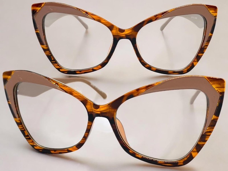 Classy Vintage 60’s Retro Cat Eye Style Clear Lens EYE GLASSES Funky Brown Frame