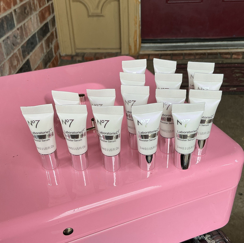 15 piece No7 Laboratories Booster Serum Moisturizer Sample Size 3 ml (0.1 fl oz)