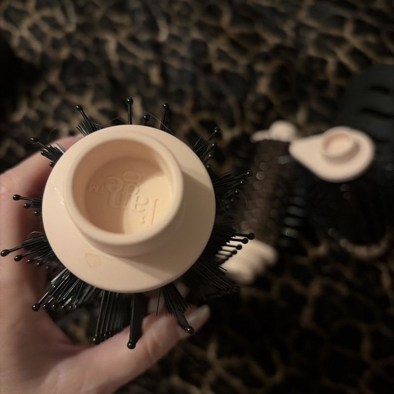 L’Ange Volume 43 2-in-1 Interchangeable Brush Dryer