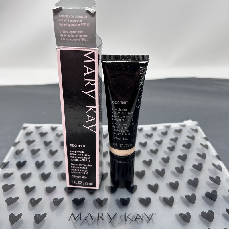 *READ* Mary Kay CC Cream Sunscreen Broad Spectrum SPF 15 Very Light 1 oz 072822
