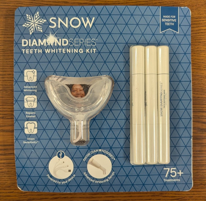 SNOW DIAMOND SERIES TEETH WHITENING KIT 75+ TREATMENTS NEW IN PACKAGE
