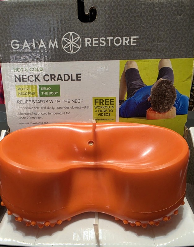 GAIAM RESTORE Hot And Cold Neck Cradle To Relieve Neck Pain