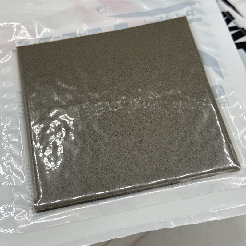 (8) NEW PolyMem MAX Silver 4" x 4in Non-Adhesive Pad Foam Dressing Exp 2029 gallery
