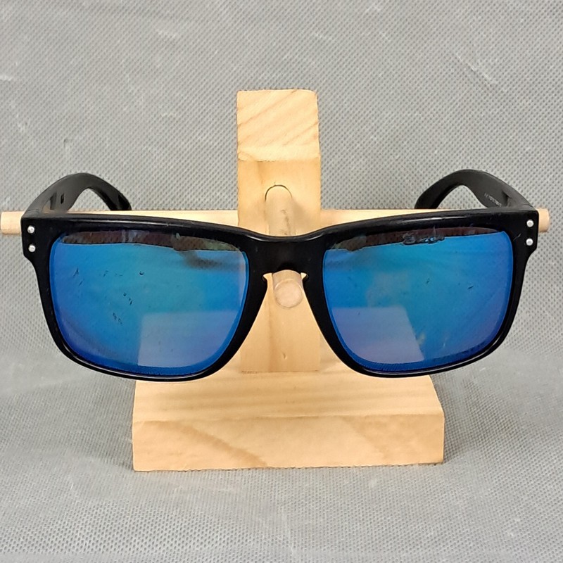 Oakley OO9102 HolbrookSunglasses Frame Matte Black 57 18 137mm Square Full Rim