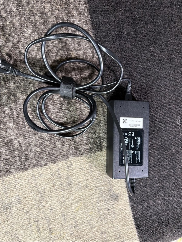 Philips Respironics 80W 12V 6.67A AC Adapter Power Supply MDS-080AAS12 A