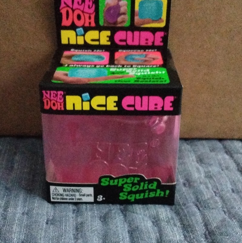 (SALE!!!) Pink Needoh Nice Cube 1pk