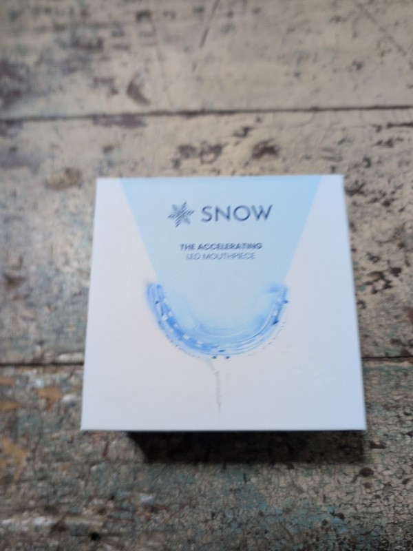 SNOW Diamond Series Teeth Whitening LED Mouthpiece Open Box Unused