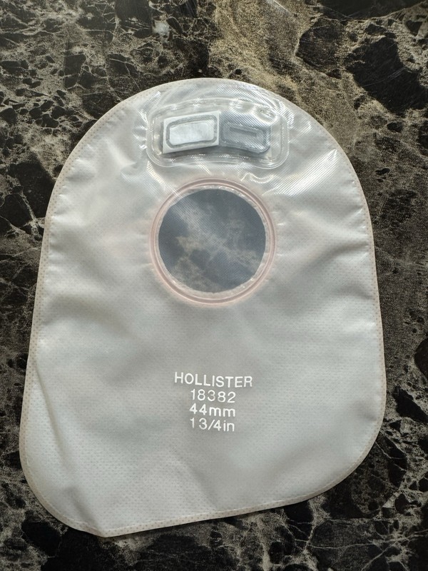 Hollister 18382 New Image Closed Pouch – Clear, 44mm, 1&3/4” X10 Bags **see note