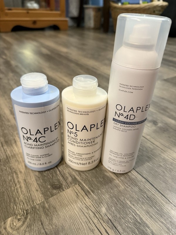 Olaplex No. 4C Shampoo and No. 5 Conditioner 8.5 oz. and Dry Shampoo 4D 6.3 Oz