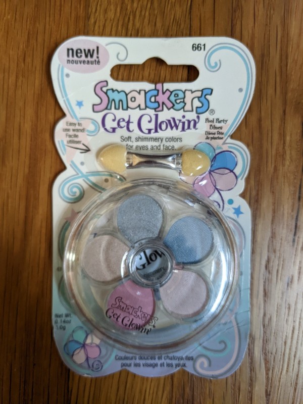 Vintage 1990s/2000s Smackers Get Glowin’ Eye Shadow Palette Flower Pastel NEW