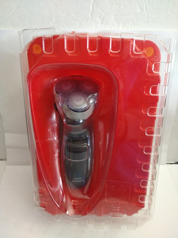 Philips Norelco Shaver 6900 LC close Cut Heads Corded gallery
