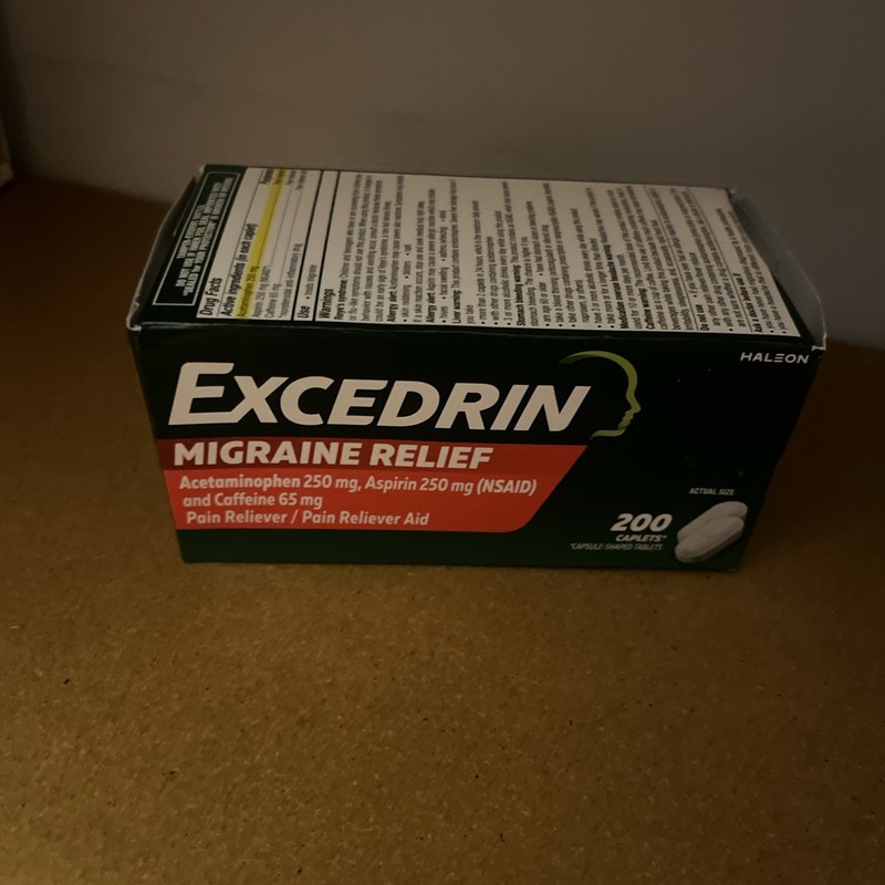Excedrin Migraine Pain Reliever Aid 200 Caplets Exp 01/2029