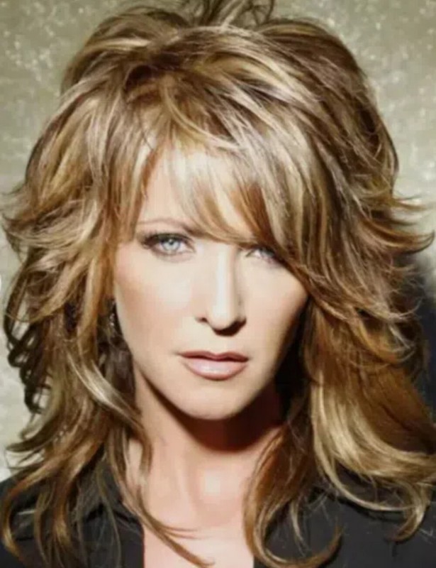 Long Layered Wavy Capless Wigs Blonde Mix Synthetic Hair Wigs 14 Inches Women
