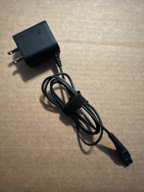 Philips 15V 5.4W AC/DC Power Cord Supply Adapter Model HQ8505 AD21163HF