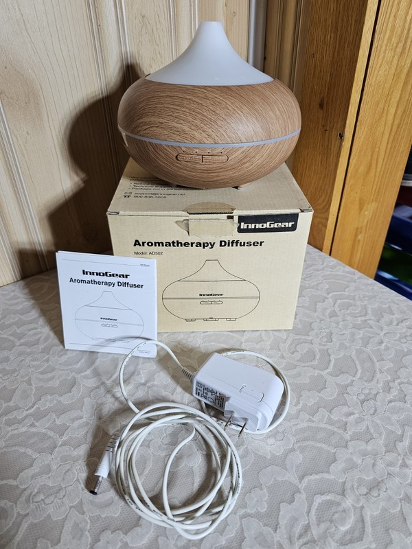 InnoGear Aromatherapy Diffuser Model AD502 Auto Shutoff 500ml Box Color Changing