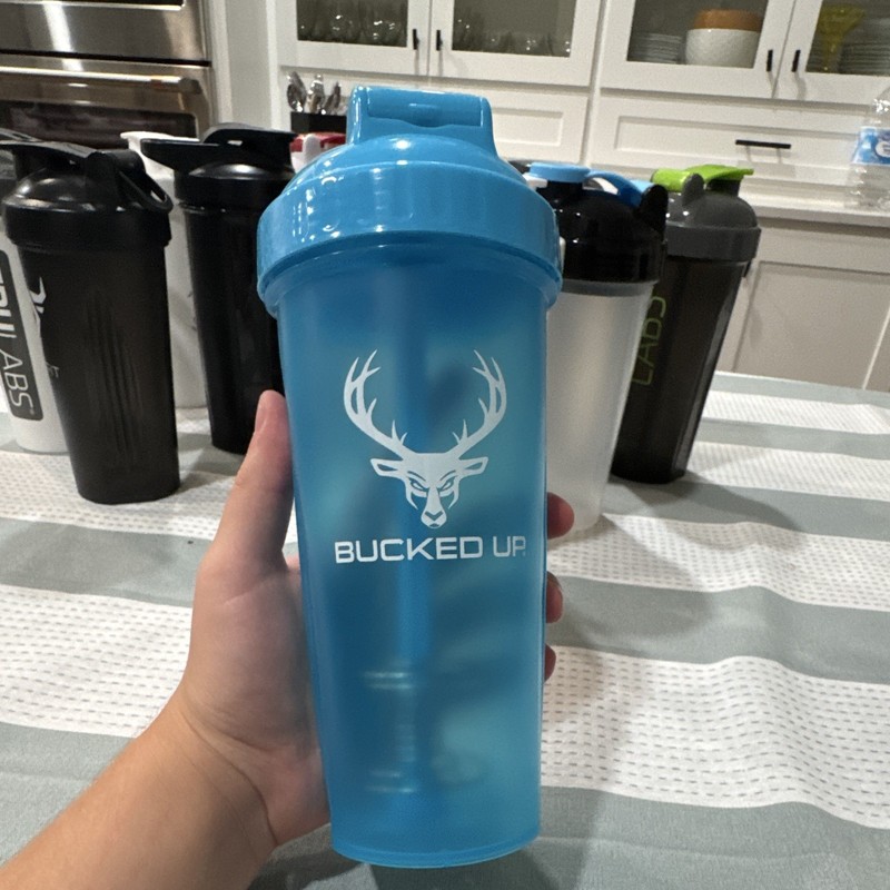 12 Plastic Protein Shaker Bottle Lot 24 fl oz BPA-Free Flip Lock Multicolor gallery